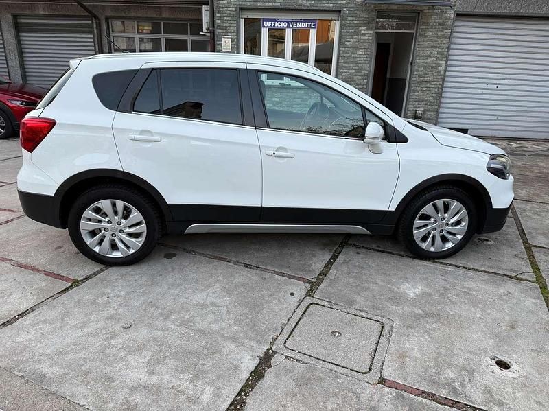 Używany Suzuki SX4 S-Cross Cool 111 KM (81 kW) 2019 Biały SUV