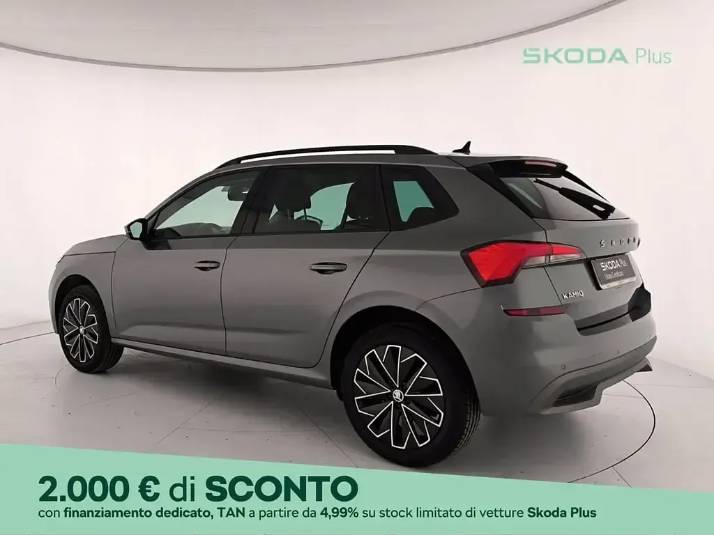 Usata Skoda Kamiq Ambition 110 CV (80 kW) 2023 Grigio graphite metallizzato SUV