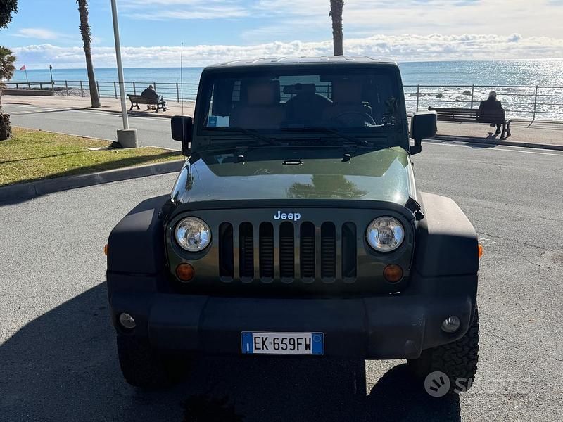 Usata Jeep Wrangler Unlimited Sport 177 CV (130 kW) 2007 Verde SUV