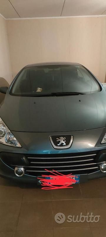 Usata Peugeot 307 CC 2006 Grigio Cabrio
