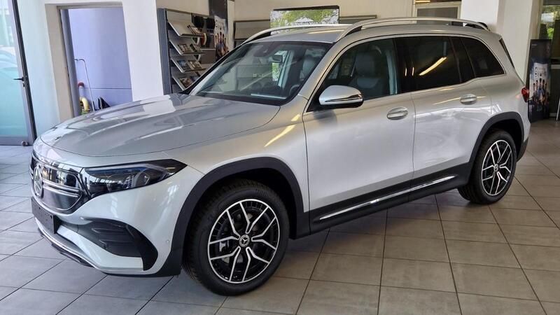 Argento iridio Usata 2023 Mercedes EQB250 Premium SUV | 39.900 € (Cara) - Immagine 1/4