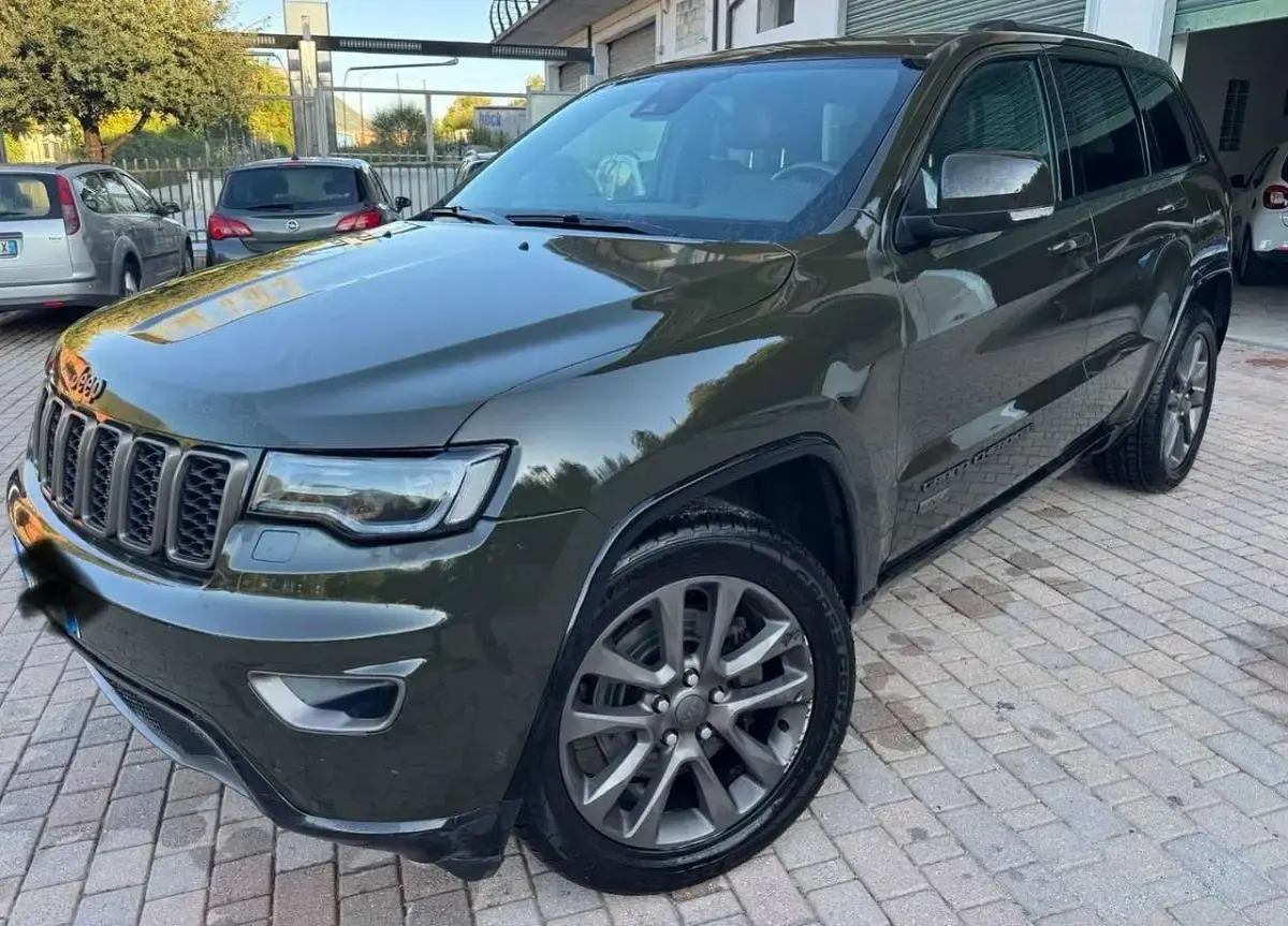 Usata Jeep Grand Cherokee Overland 250 CV (183 kW) 2017 Verde met. SUV