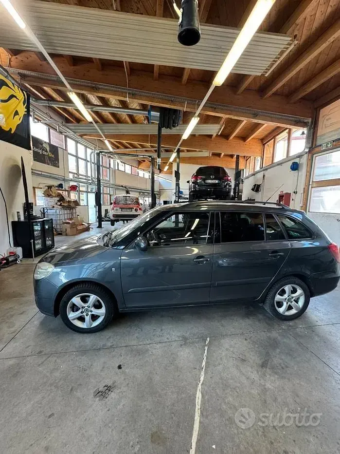Usata Skoda Fabia 86 CV (63 kW) 2009 Grigio Station wagon