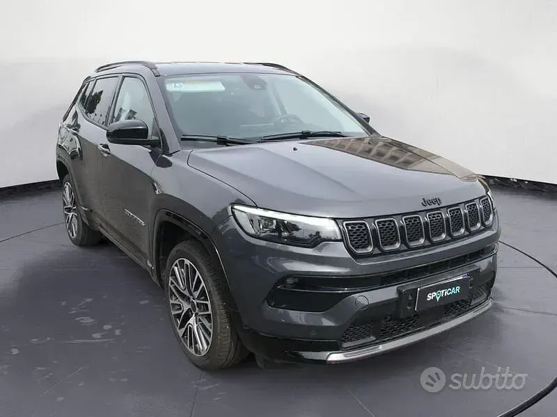 Usata Jeep Compass Summit 130 CV (95 kW) 2025 Grigio SUV