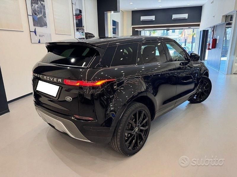 Usata Land Rover Range Rover evoque 163 CV (119 kW) 2021 Nero metallizzato SUV
