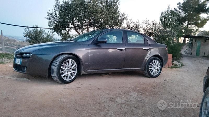 Second-hand Alfa Romeo 159 150 CP (110 kW) 2008 Berlinǎ