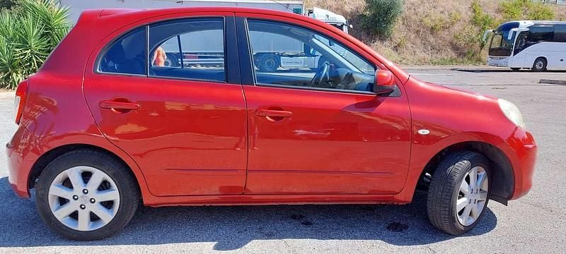 Usata Nissan Micra Acenta 80 CV (58 kW) 2011 Rosso Berlina