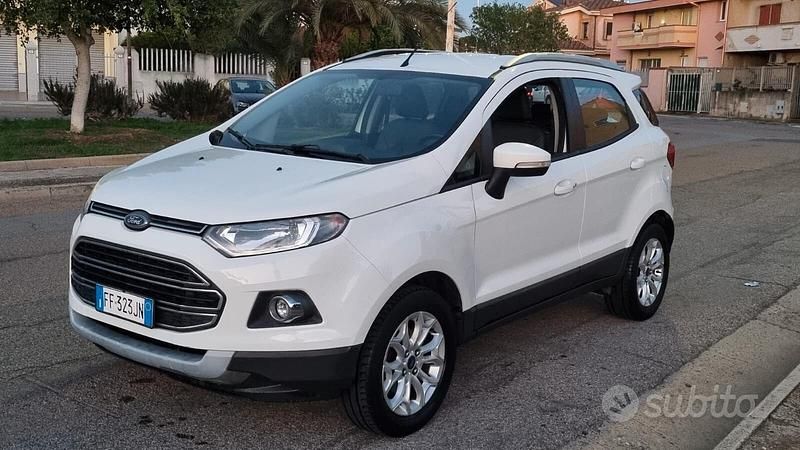 Usata Ford Ecosport 125 CV (91 kW) 2016 Bianco SUV