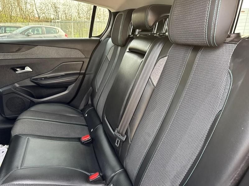 Usata Peugeot 308 Allure 131 CV (96 kW) 2022 Grigio Berlina