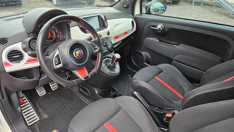 Usata Abarth 500 135 CV (99 kW) 2010 Bianco Utilitaria