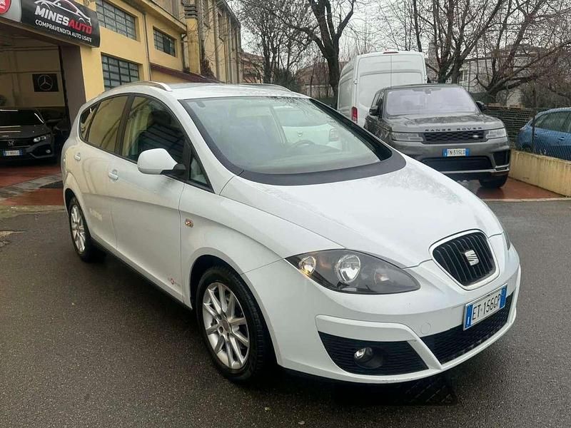 Usata Seat Altea XL Style 105 CV (77 kW) 2013 Bianco Monovolume