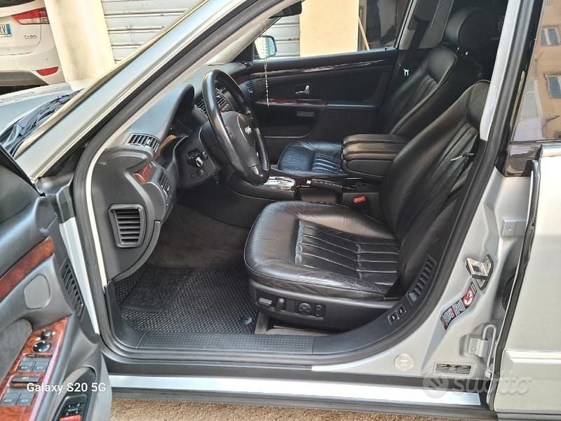 Usata Audi A8 2001 Grigio Berlina