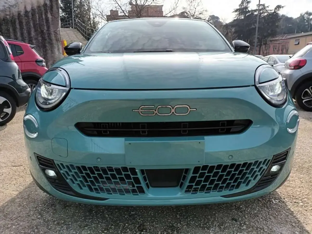 Usata Fiat 1200 La Prima 101 CV (74 kW) 2025 Azzurro SUV