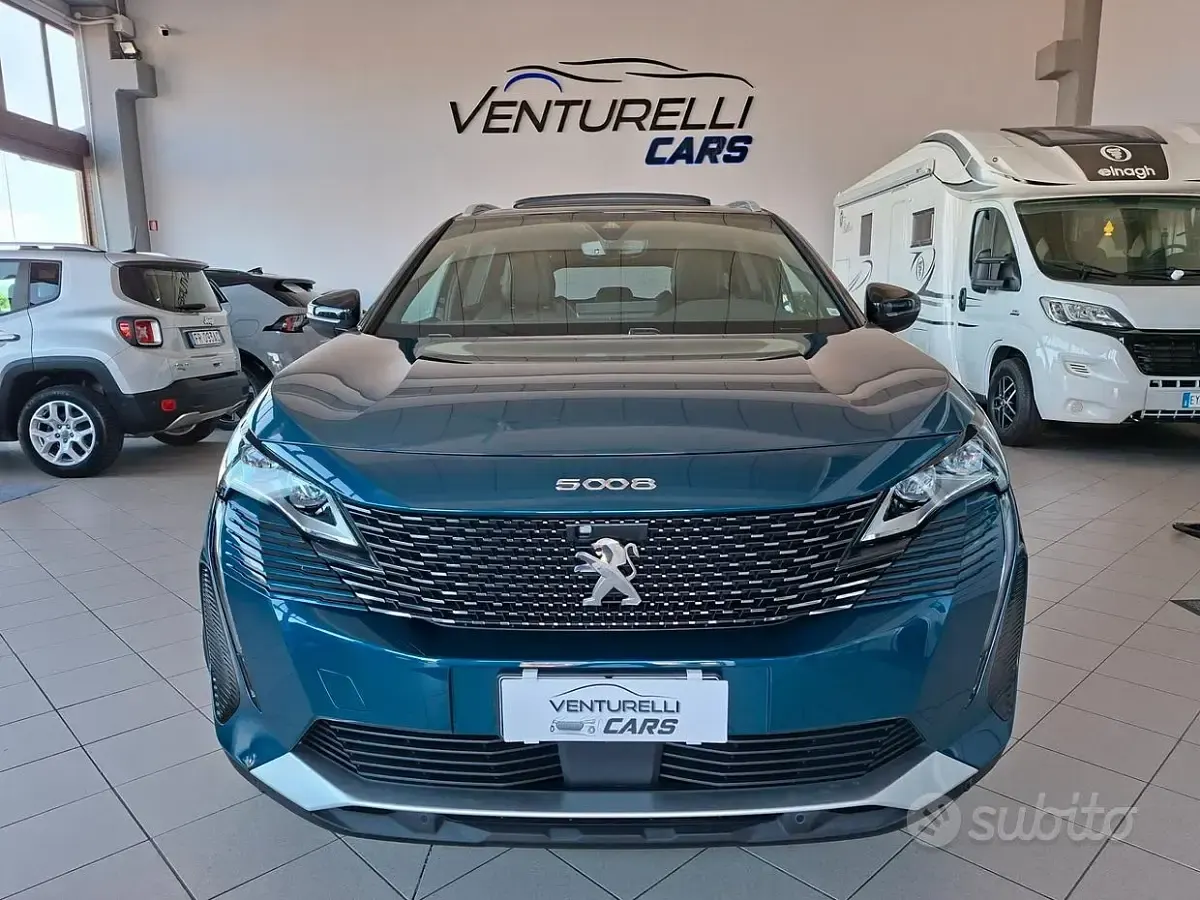 Usata Peugeot 5008 GT 131 CV (96 kW) 2022 Blu SUV