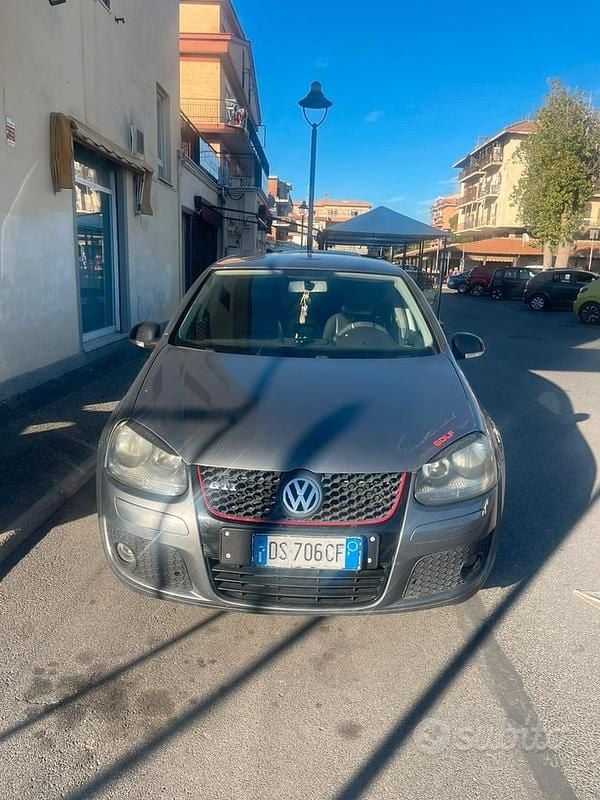 Usata VW Golf VI GT 170 CV (125 kW) 2010 Grigio Utilitaria