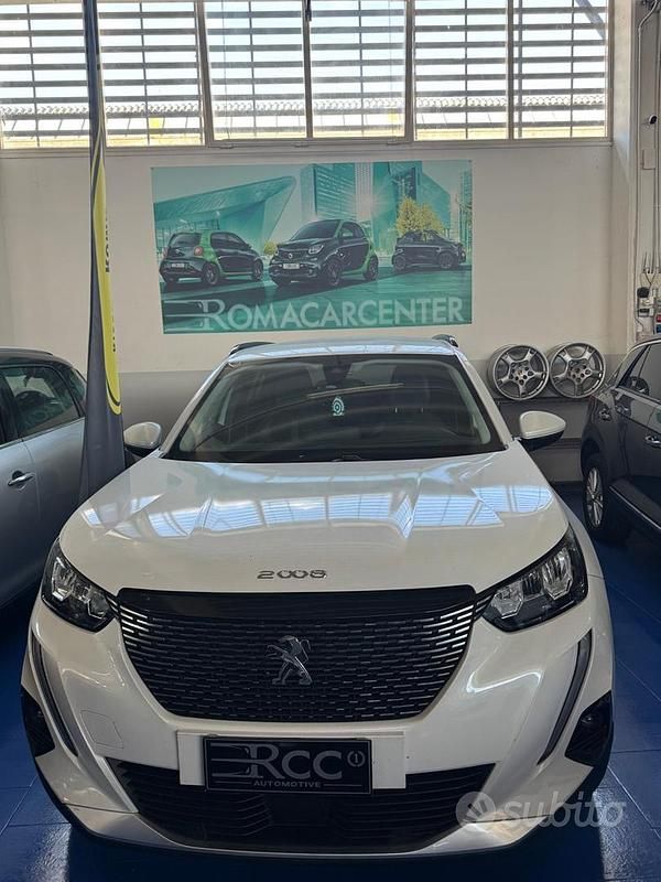 Usata Peugeot 2008 Active 131 CV (96 kW) 2020 Bianco SUV