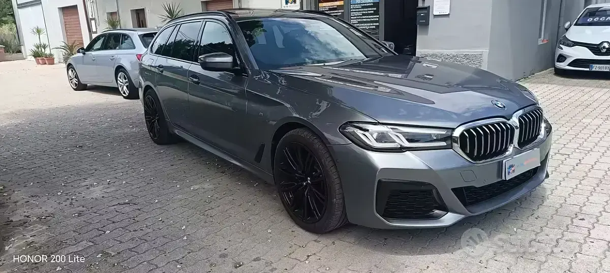 Usata BMW 530e M Sport 184 CV (135 kW) 2021 Grigio Station wagon