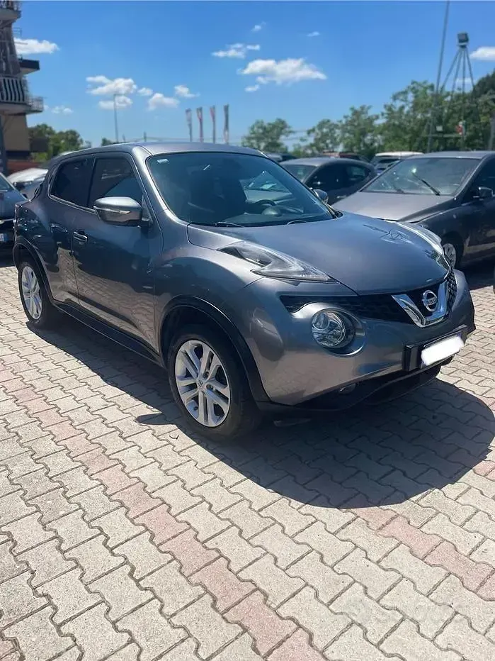 Usata Nissan Juke Tekna 116 CV (85 kW) 2016 Grigio SUV