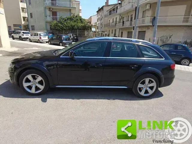 Usata Audi A4 Allroad Advanced 170 CV (125 kW) 2010 Nero Station wagon