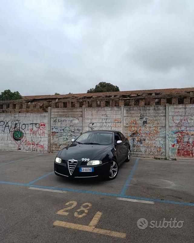 Nero Usata 2007 Alfa Romeo GT Distinctive Coupé | 3000 € (Buon prezzo) - Immagine 1/4