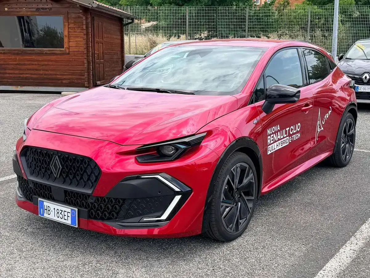 Nuova Renault Clio V Esprit Alpine 109 CV (80 kW) 2025 Rosso Berlina