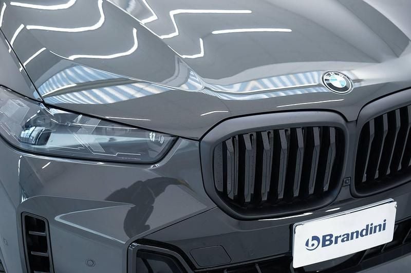 Ny BMW X5 M Sport 298 HK (219 kW) 2025 Vit SUV