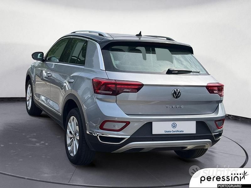Usata VW T-Roc Style 110 CV (80 kW) 2022 Grigio SUV