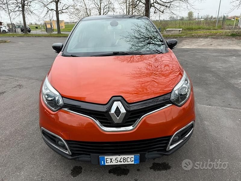 Usata Renault Captur 110 CV (80 kW) 2013 Marrone SUV