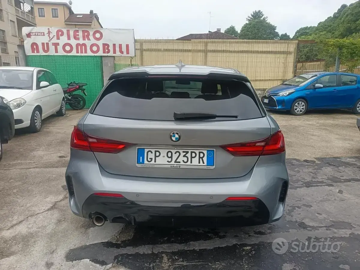 Usata BMW 118 M Sport 136 CV (100 kW) 2023 Grigio Utilitaria