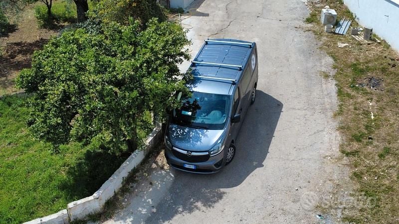 Usata Opel Vivaro 145 CV (106 kW) 2016 Grigio Monovolume