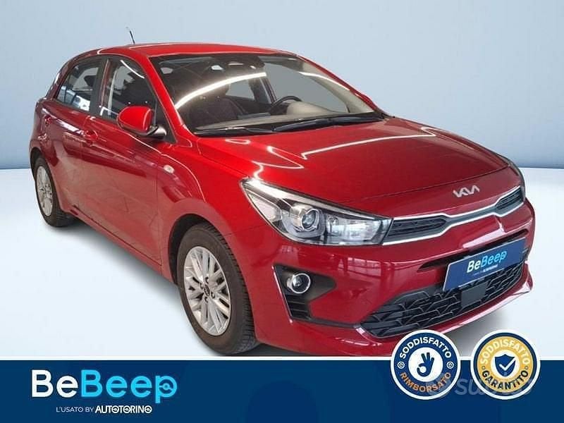 Usata Kia Rio Comfort 82 CV (60 kW) 2022 Rosso Berlina