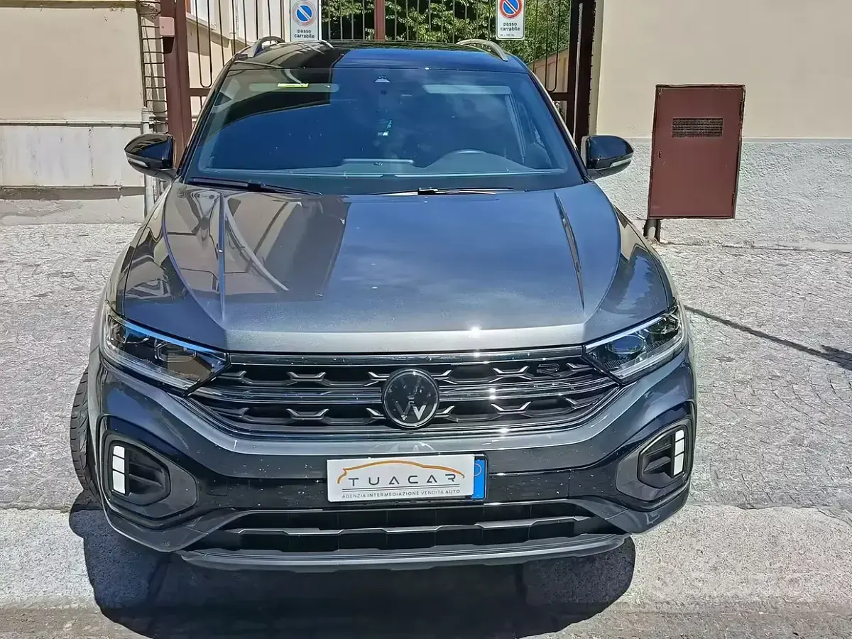 Usata VW T-Roc R-line Plus 150 CV (110 kW) 2025 Grigio SUV