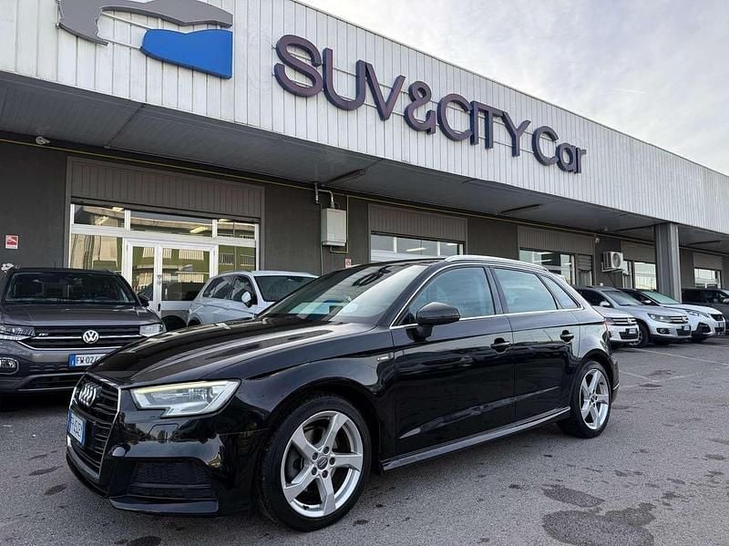 Nero Usata 2018 Audi A3 S-Line Tre volumi | 12.900 € (Super prezzo) - Immagine 1/4
