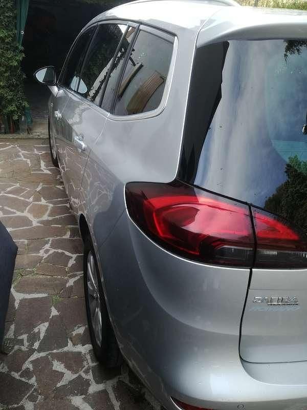 Usata Opel Zafira Tourer Cosmo 150 CV (110 kW) 2015 Grigio Monovolume