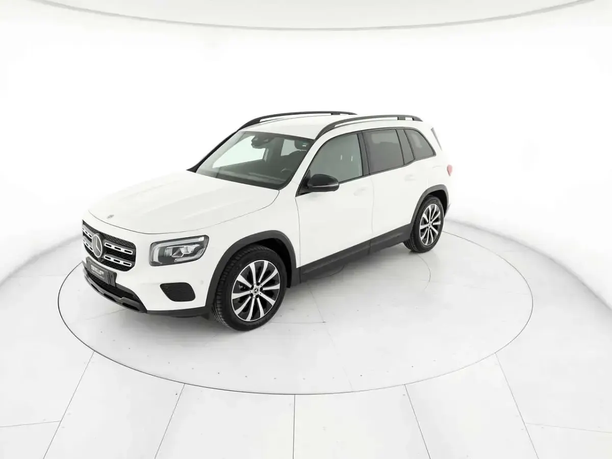 Usata Mercedes GLB200 150 CV (110 kW) 2020 Bianco SUV