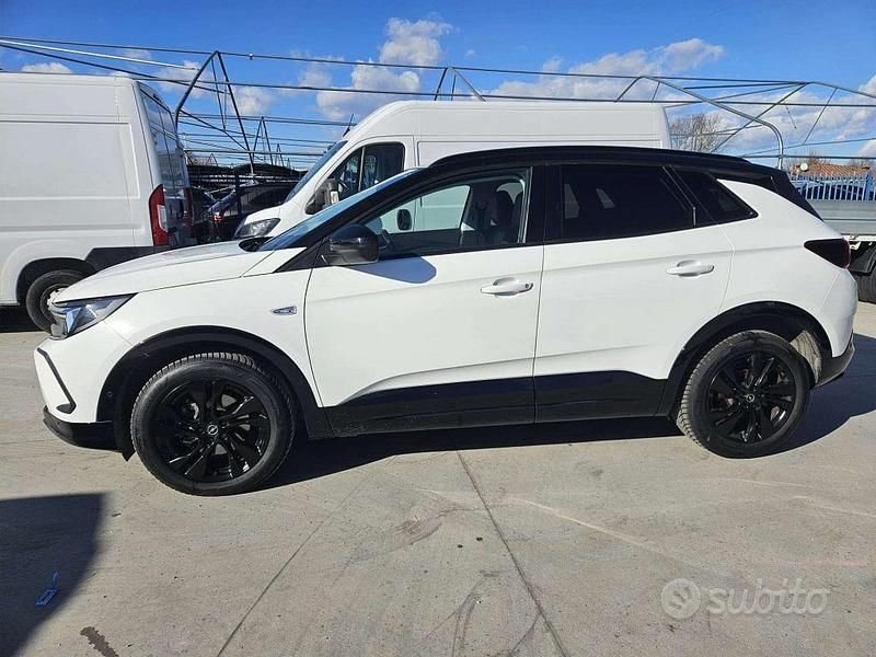 Usata Opel Grandland X GS Line 131 CV (96 kW) 2022 Bianco SUV