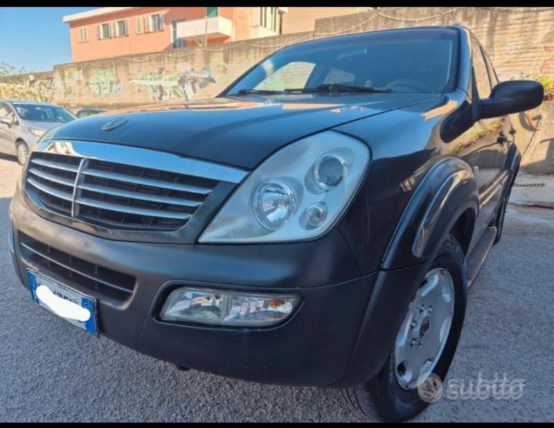 Usata 2010 Ssangyong Rexton SUV | 2500 € (Ottimo prezzo) - Immagine 1/4
