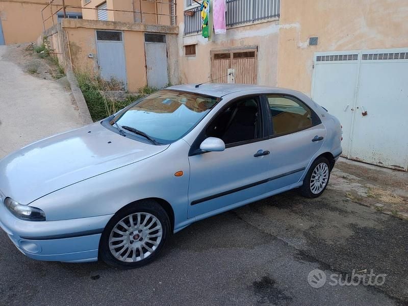 Usata Fiat Brava 2001 Blu Utilitaria