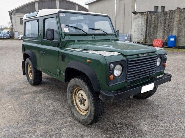 Verde Usata 2000 Land Rover Defender SUV | 17.999 € (Super prezzo) - Immagine 1/4
