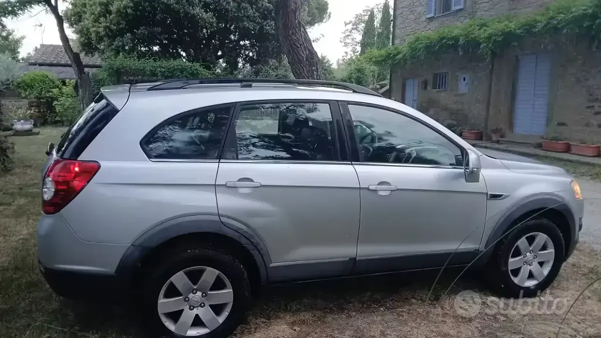 Occasion Chevrolet Captiva 163 PK (119 kW) 2011 Grijs SUV