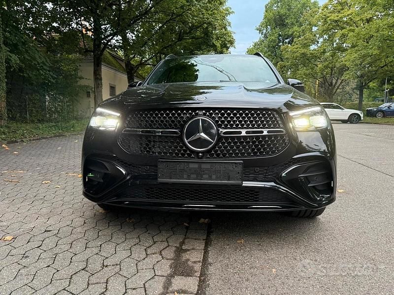 Nuova Mercedes GLE450 AMG Premium Plus 367 CV (269 kW) 2025 Nero Berlina