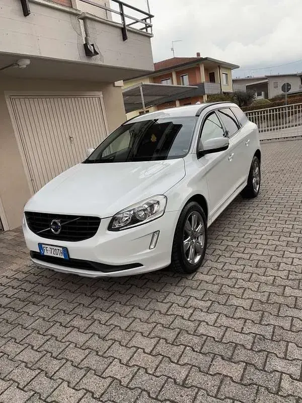 Usata Volvo XC60 Business Edition 150 CV (110 kW) 2016 SUV