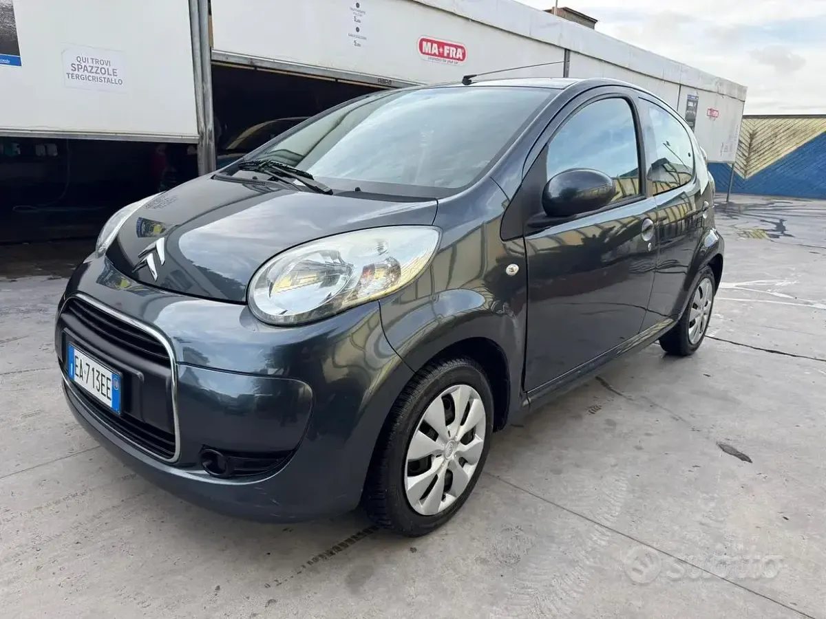 Usata Citroën C1 68 CV (50 kW) 2010 Grigio Utilitaria