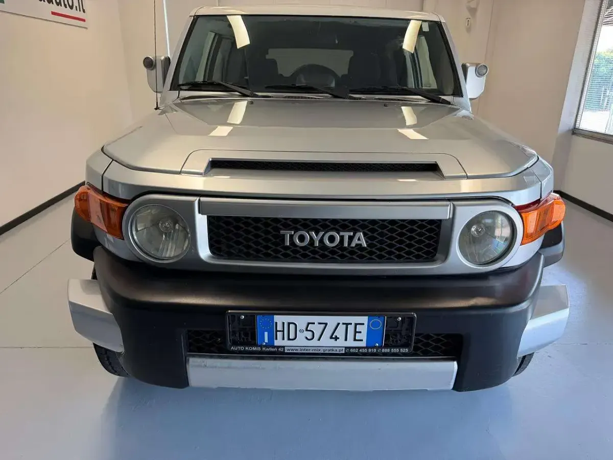 Usata Toyota FJ Cruiser 239 CV (175 kW) 2007 Argento SUV