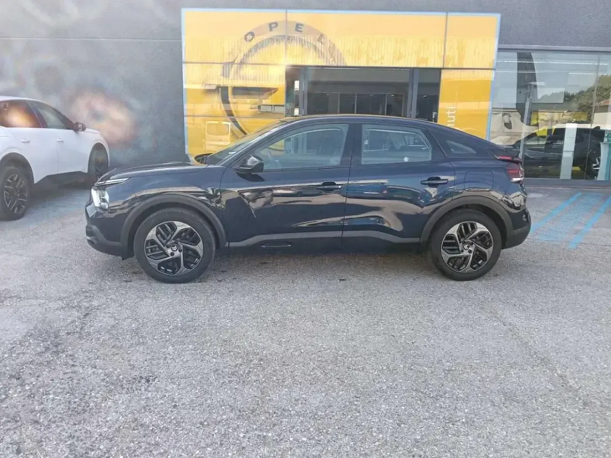 Usata Citroën C4 PureTech 131 CV (96 kW) 2024 Blu/azzurro SUV