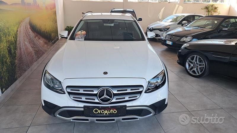 Usata Mercedes E220 194 CV (142 kW) 2019 Bianco Station wagon