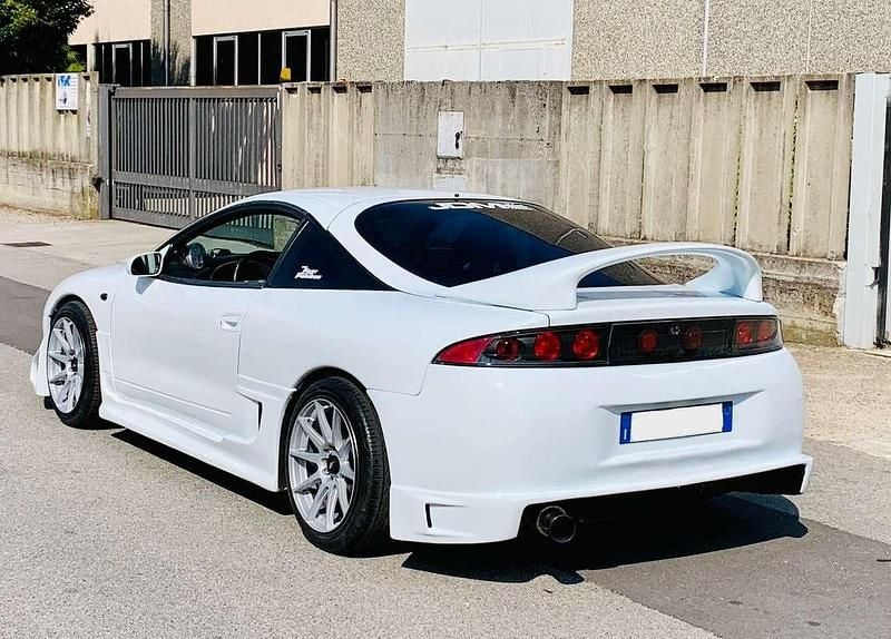 Usata Mitsubishi Eclipse 150 CV (110 kW) 1997 Bianco Coupé
