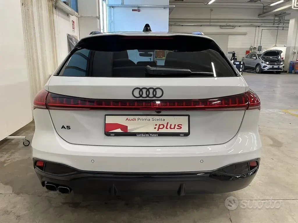 Usata Audi A5 S-Line 204 CV (150 kW) 2025 Bianco ghiacciaio metallizzato Station wagon