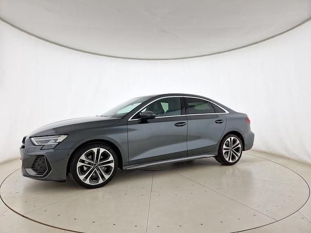 Usata Audi A3 S-Line 150 CV (110 kW) 2024 Grigio daytona perlato Berlina