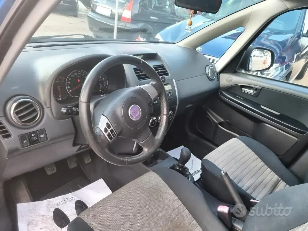 Occasion Fiat Sedici Dynamic 120 ch (88 kW) 2009 Bleue SUV